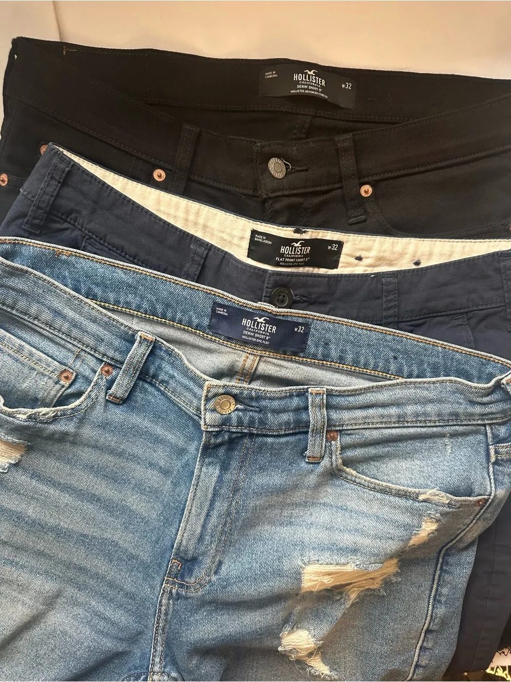 Hollister Men's Size 32 Short Bundle (3 pairs)